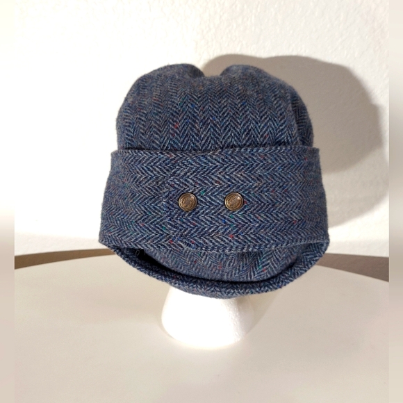 Irish Gray & White Wool Motoring Cap - Picture 3 of 15